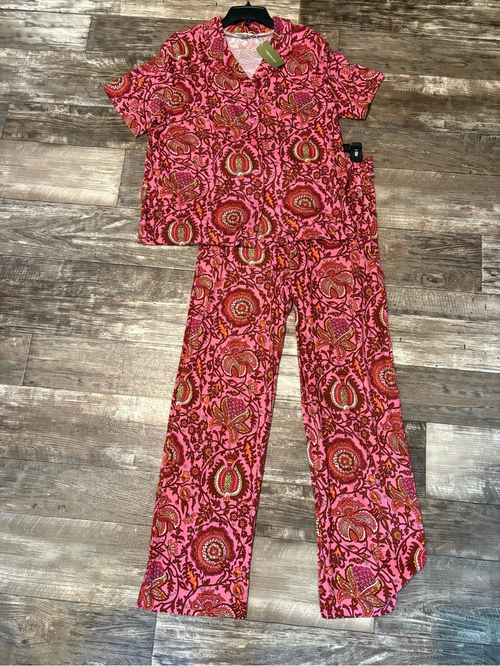 Vera Bradley 2 Piece Button Down Pink Marrakesh Ibis Rose Pajama Set